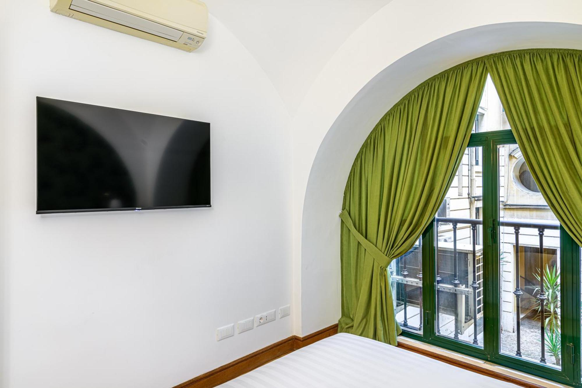Lion Aparts Rome Exterior photo