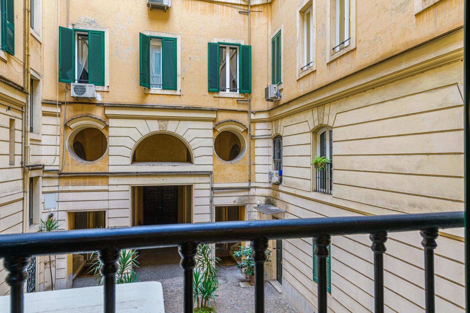 Lion Aparts Rome Exterior photo