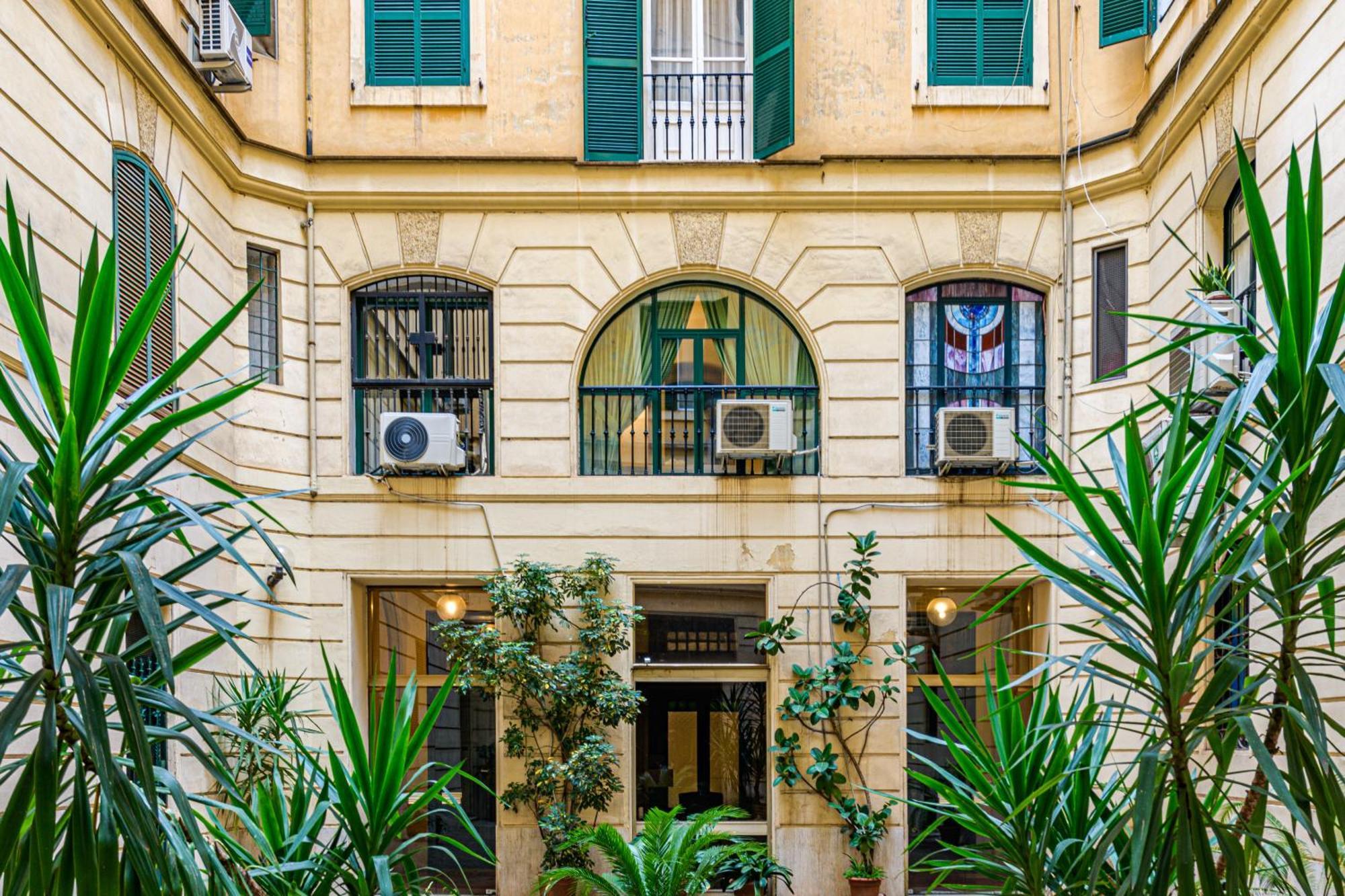 Lion Aparts Rome Exterior photo